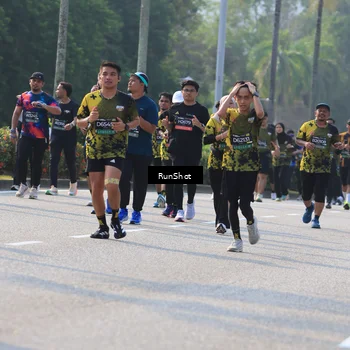 Runner Photo 7003939