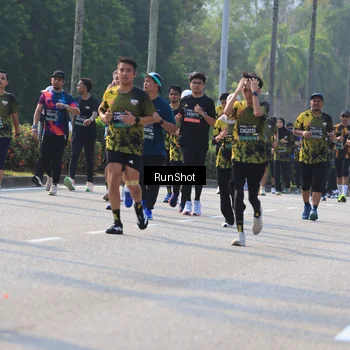 Runner Photo 7003950