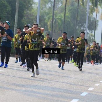 Runner Photo 7003954