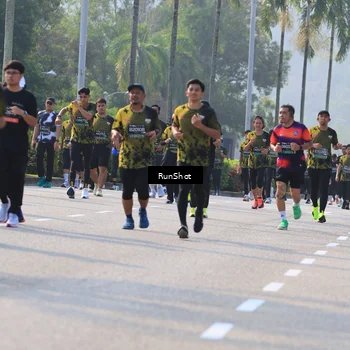 Runner Photo 7003956