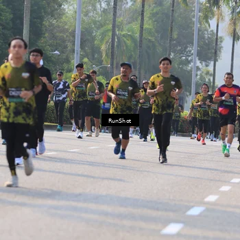 Runner Photo 7003959