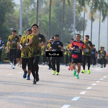 Runner Photo 7003977
