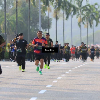 Runner Photo 7003980