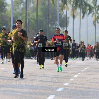 Runner Photo 7003981