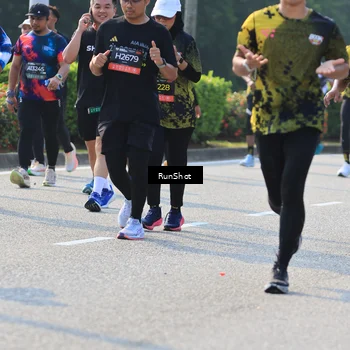 Runner Photo 7003986