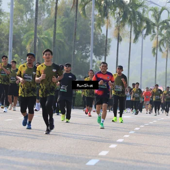 Runner Photo 7003991