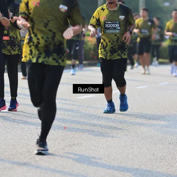 Runner Photo 7004006