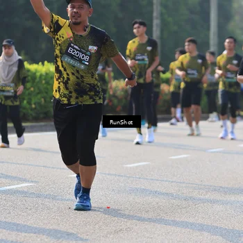 Runner Photo 7004012