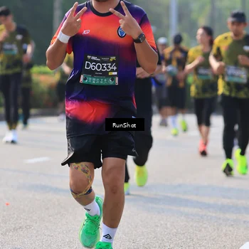 Runner Photo 7004018