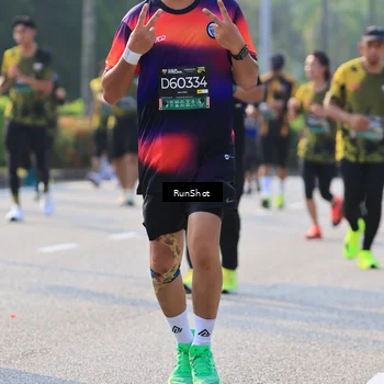 Runner Photo 7004020