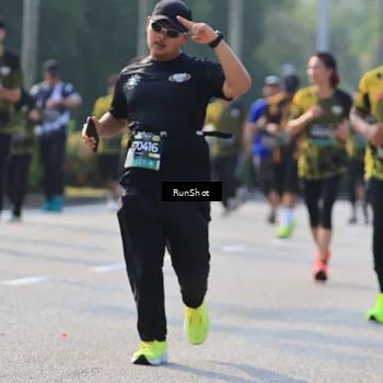 Runner Photo 7004023