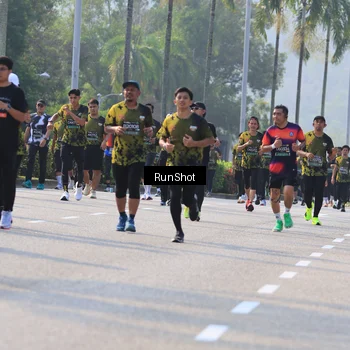 Runner Photo 7004027