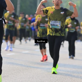 Runner Photo 7004040