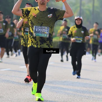 Runner Photo 7004045