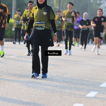 Runner Photo 7004052