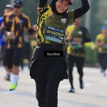 Runner Photo 7004081