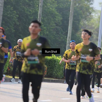 Runner Photo 7004094
