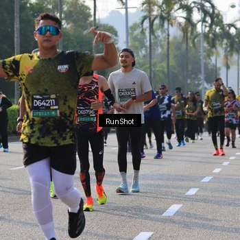 Runner Photo 7004097