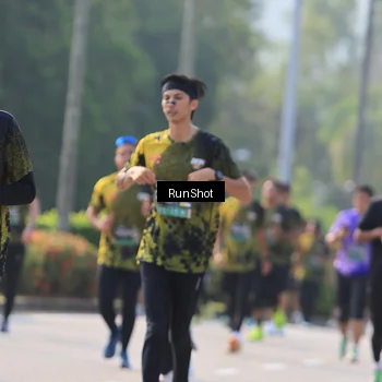 Runner Photo 7004101