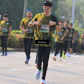Runner Photo 7004108