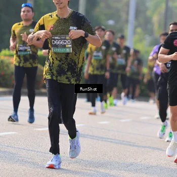 Runner Photo 7004113