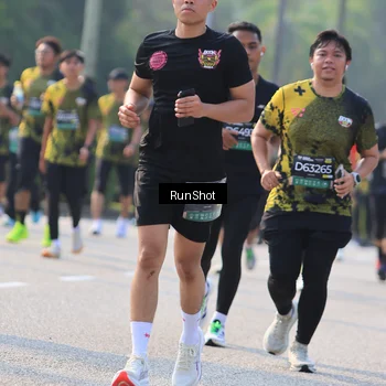 Runner Photo 7004120