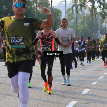 Runner Photo 7004123
