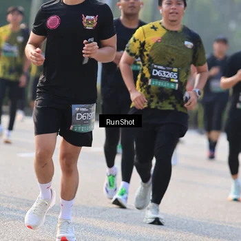 Runner Photo 7004130