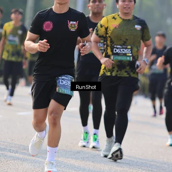 Runner Photo 7004131
