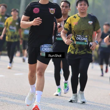 Runner Photo 7004132