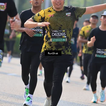 Runner Photo 7004143