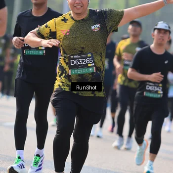 Runner Photo 7004145