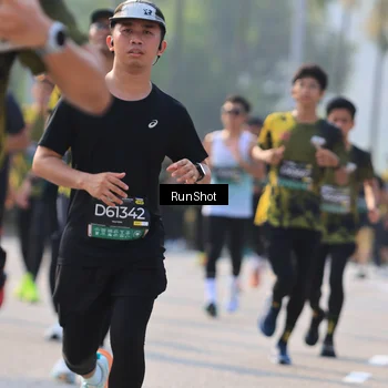 Runner Photo 7004170