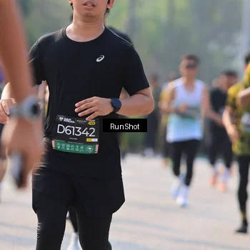 Runner Photo 7004171