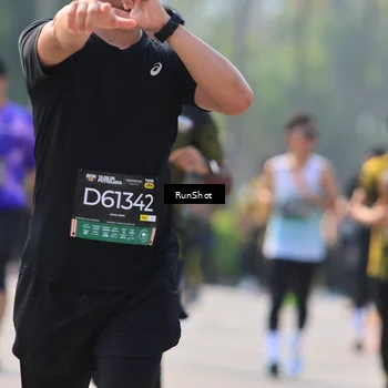 Runner Photo 7004184