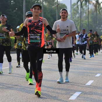 Runner Photo 7004189