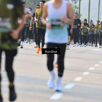 Runner Photo 7004203