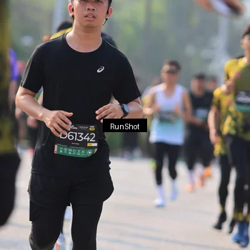 Runner Photo 7004205