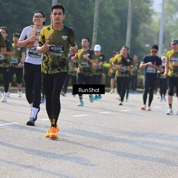Runner Photo 7004255
