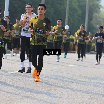 Runner Photo 7004258