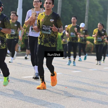Runner Photo 7004259