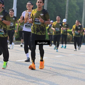 Runner Photo 7004260