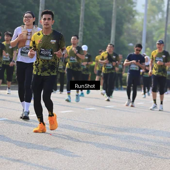 Runner Photo 7004271