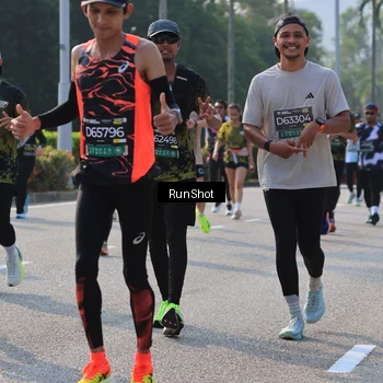 Runner Photo 7004275