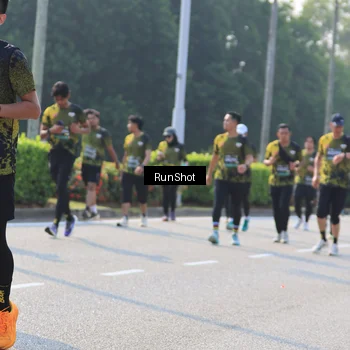 Runner Photo 7004276
