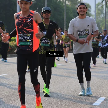Runner Photo 7004282