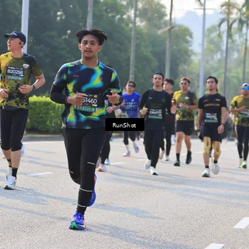 Runner Photo 7004296