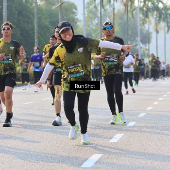 Runner Photo 7004315