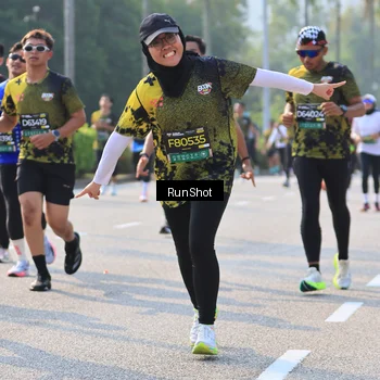 Runner Photo 7004318