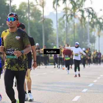 Runner Photo 7004331
